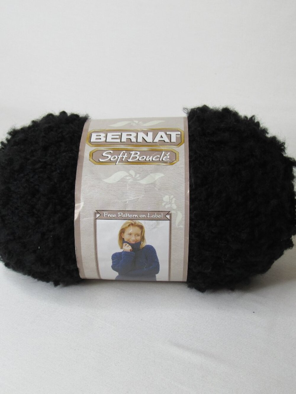 Bernat SOFT BOUCLE Black Yarn Skein Acrylic 255 Yards New